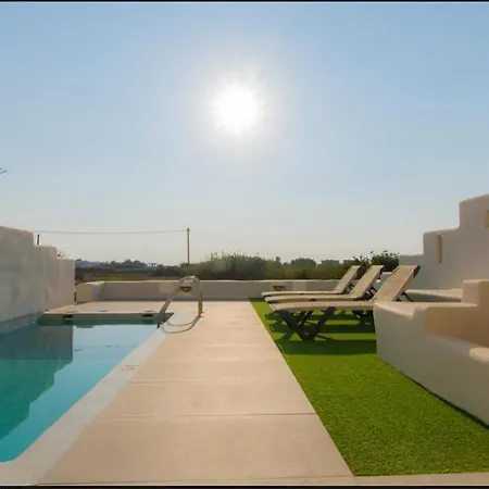 Naxos With Private Pool Ferienhaus Pláka